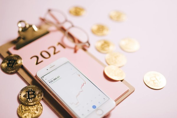 Comment les politiques gouvernementales influencent-elles le marché du logement ?